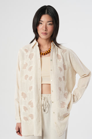 Kadın Yaprak Nakış İşlemeli Pamuk Keten Karışımlı Oversize Gömlek