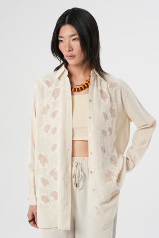 Kadın Yaprak Nakış İşlemeli Pamuk Keten Karışımlı Oversize Gömlek