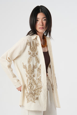 Kadın Kahverengi Yapraklı Nakış İşlemeli Pamuk Keten Karışımlı Oversize Gömlek