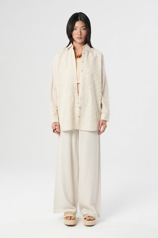 Kadın Minimalist Yaprak Nakışlı Pamuk Keten Oversize Gömlek