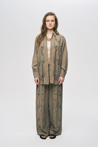 Kadın Önü Ve Yanı Boncuk İşlemeli Oversize Kesim Gömlek