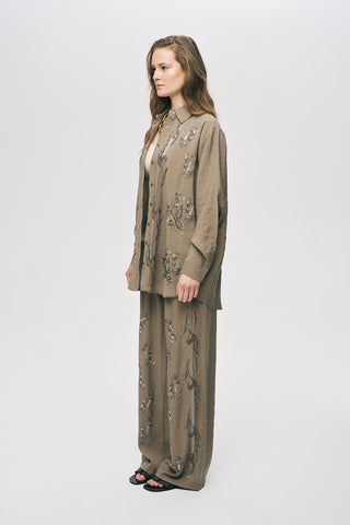 Kadın Önü Ve Yanı Boncuk İşlemeli Oversize Kesim Gömlek