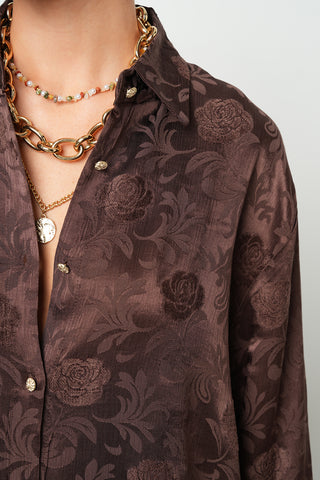 Kadın Çikolata Kahve Gül Desenli İpeksi Saten Görünümlü Oversize Gömlek