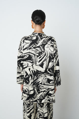 Kadın Akışkan Desenli Önü Bağlamalı Kimono