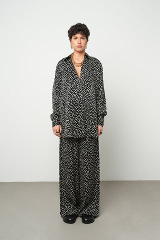 Kadın Puantiye Desenli Oversize Kesim Gömlek