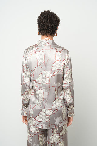 Kadın Geometrik Blok Desenli İpeksi Saten Görünümlü Gömlek