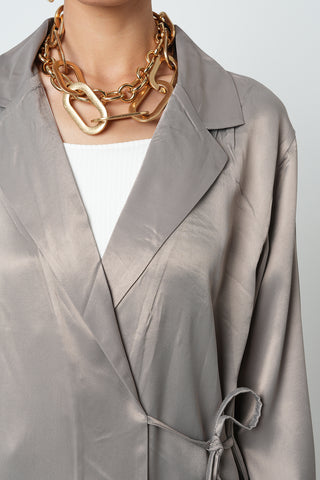 Kadın Bağlamalı Saten Görünümlü Vizon Ceket