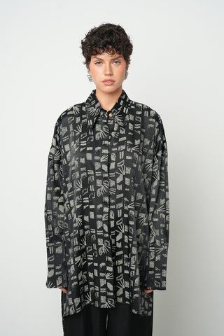 Kadın Asimetrik Kesim Grafik Desenli Esnek Saten Görünümlü Oversize Tunik