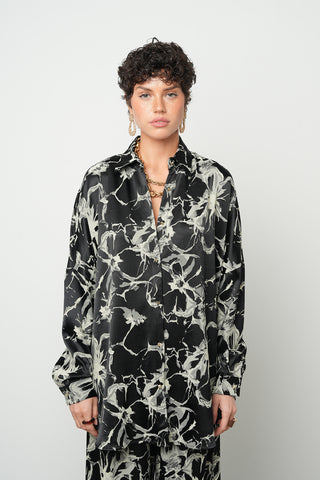 Kadın Monokrom Soyut Desenli Oversize Siyah Gömlek