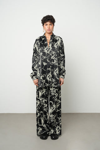 Kadın Monokrom Soyut Desenli Oversize Siyah Gömlek