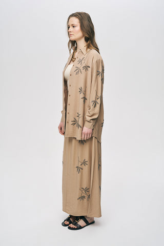 Kadın Yaprak İşlemeli Oversize Kesim Viskon Gömlek