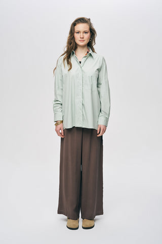 Kadın Tek Cepli Minimalist Düz Renk Gömlek