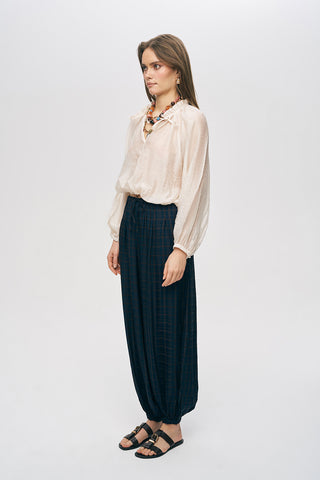 Kadın Belden Lastikli ve Büzgü Detaylı Transparan Bluz