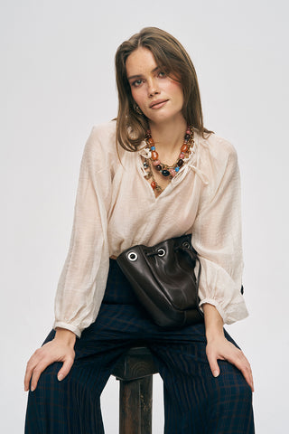 Kadın Belden Lastikli ve Büzgü Detaylı Transparan Bluz