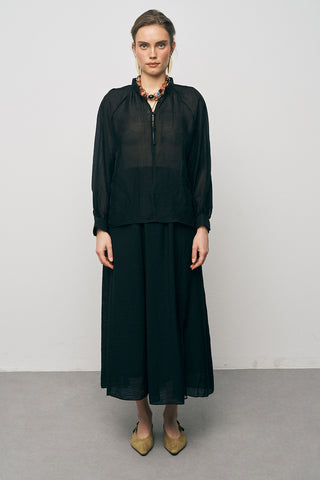 Kadın Hakim Yaka Düğme Detaylı Düz Renk Şifon Gömlek