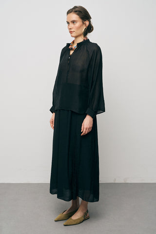 Kadın Hakim Yaka Düğme Detaylı Düz Renk Şifon Gömlek