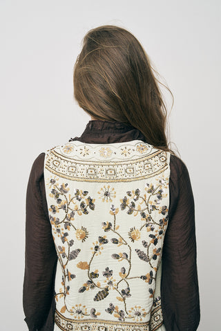 Kadın El İşçiliği Boncuk ve Nakış İşlemeli Modal Yelek