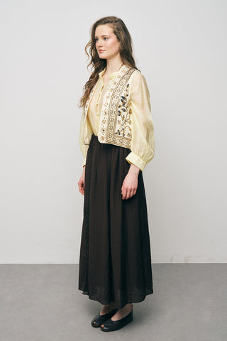 Kadın El İşçiliği Boncuk ve Nakış İşlemeli Modal Yelek