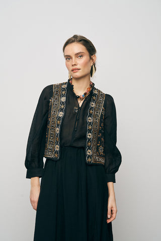 Kadın El İşçiliği Boncuk ve Nakış İşlemeli Modal Yelek