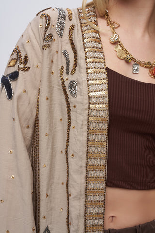 Kadın İşlemeli Ve Pul Detaylı Kimono