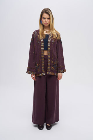 Kadın İşlemeli Ve Pul Detaylı Kimono