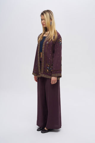 Kadın İşlemeli Ve Pul Detaylı Kimono