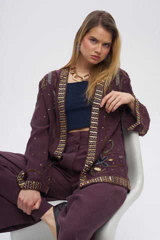 Kadın İşlemeli Ve Pul Detaylı Kimono