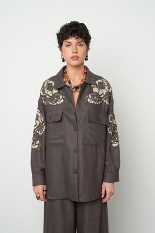 Kadın Nakış İşlemeli Ve Boncuk İşlemeli Düz Renk Ceket