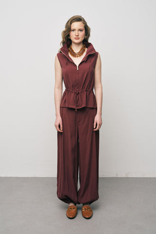 Kadın Dik Yaka Düz Renk Fermuarlı Yelek