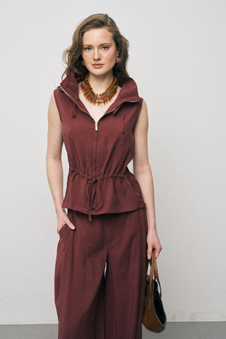 Kadın Dik Yaka Düz Renk Fermuarlı Yelek