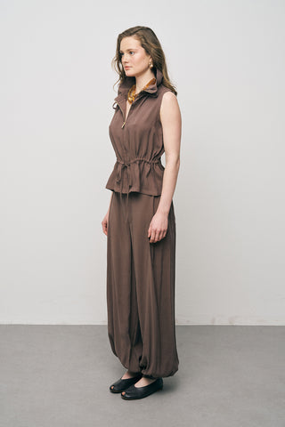 Kadın Dik Yaka Düz Renk Fermuarlı Yelek