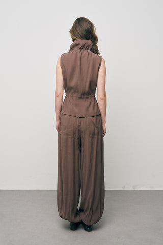 Kadın Dik Yaka Düz Renk Fermuarlı Yelek