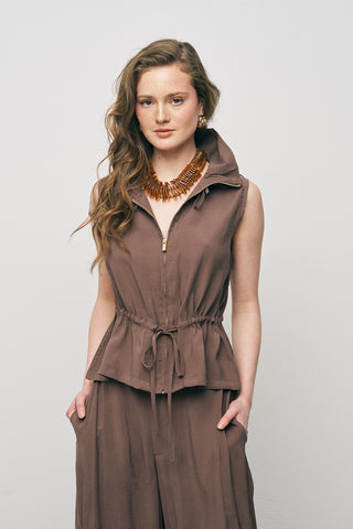 Kadın Dik Yaka Düz Renk Fermuarlı Yelek