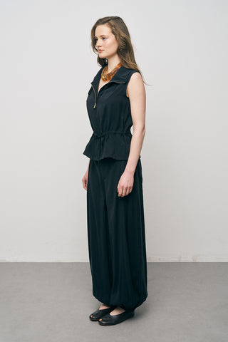 Kadın Dik Yaka Düz Renk Fermuarlı Yelek