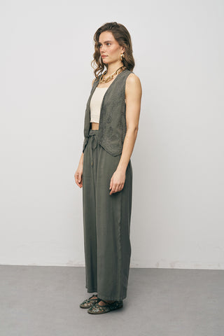 Kadın El İşçiliği Boncuk İşlemeli Modal Crop Yelek