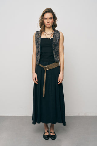 Kadın Modal El İşçiliği Pul ve Nakış İşlemeli Crop Yelek