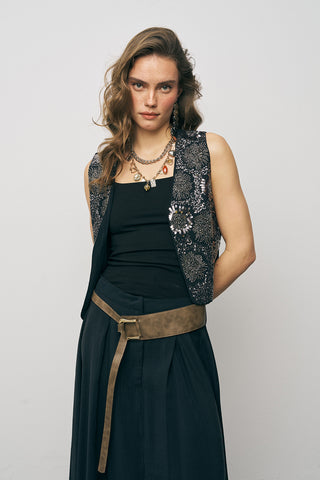 Kadın Modal El İşçiliği Pul ve Nakış İşlemeli Crop Yelek