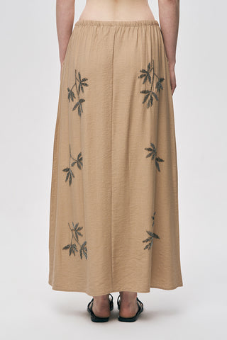 Kadın Yaprak İşlemeli Bağcık Detaylı Maxi Boy Etek