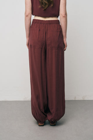 Kadın Paçası Lastikli Düz Renk Dökümlü Pantolon