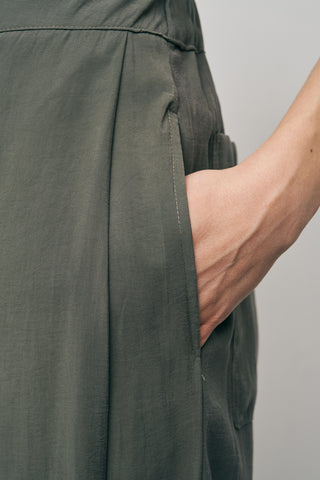 Kadın Paçası Lastikli Düz Renk Dökümlü Pantolon