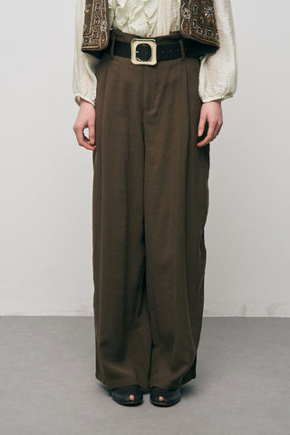 Kadın Yüksek Bel Kemerli Pili Detaylı Düz Renk Modal Pantolon