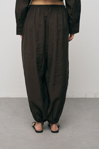 Kadın Lyocell Luxe İpeksi Dokulu Jogger Pantolon