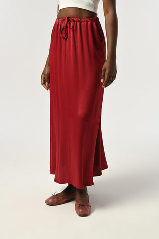 KADIN BELİ LASTİKLİ UZUN BOY DÜZ RENK VİSKON KUMAŞ ETEK