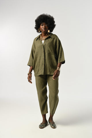 KADIN %100 KETEN TRUVAKAR KOLLU DÜZ RENK TEK CEPLİ GÖMLEK