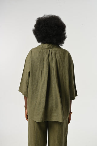 KADIN %100 KETEN TRUVAKAR KOLLU DÜZ RENK TEK CEPLİ GÖMLEK