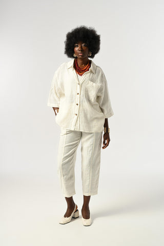 KADIN %100 KETEN TRUVAKAR KOLLU DÜZ RENK TEK CEPLİ GÖMLEK