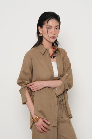 KADIN %100 KETEN KOLLARI DÜĞME DETAYLI GÖMLEK