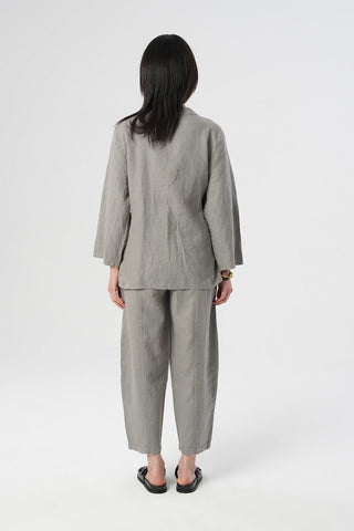 KADIN V YAKA GRİ RENK ÖNÜ BAĞLAMA DETAYLI GÖMLEK