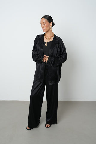 Kadın Siyah Yaprak Ve Çiçek Desenli Oversize Tesettür Kimono