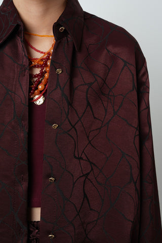 Kadın Bordo Desenli Parlak Kumaş Oversize Kesim Gömlek